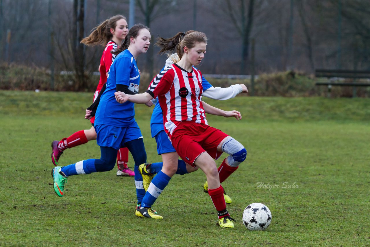 Bild 198 - C-Juniorinnen FSG-BraWie 08 - TuS Tensfeld : Ergebnis: 0:8